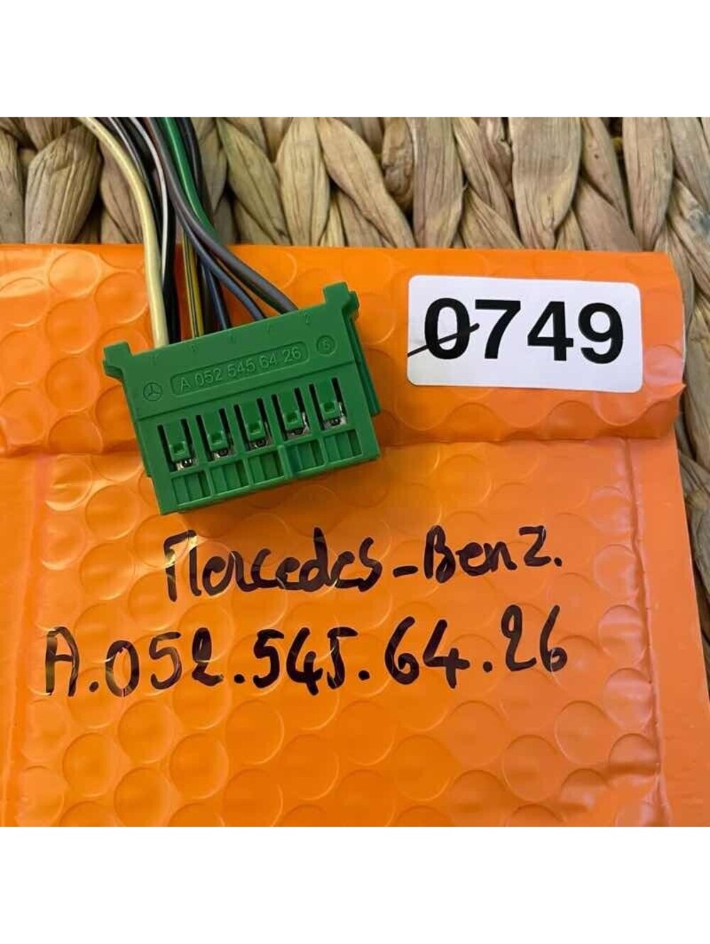 ✅A 0525456426 Mercedes Wiring Harness Plug Connector Pigtail Loom Green #️⃣749
